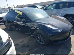 5YJ3E1EB3MF063325 2021 TESLA MODEL 3