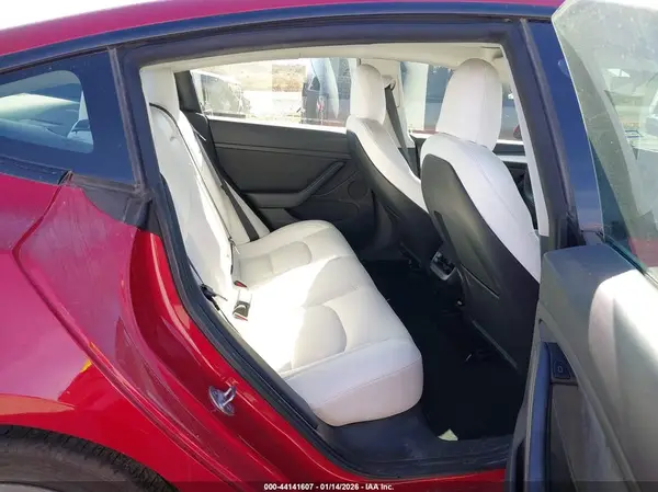 5YJ3E1EB3MF064264 2021 TESLA MODEL 3 - Image 8