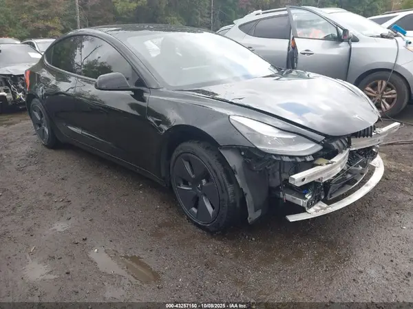 5YJ3E1EB3MF081212 2021 TESLA MODEL 3 - Image 1