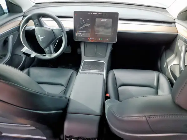5YJ3E1EB3MF095837 2021 TESLA MODEL 3 - Image 8