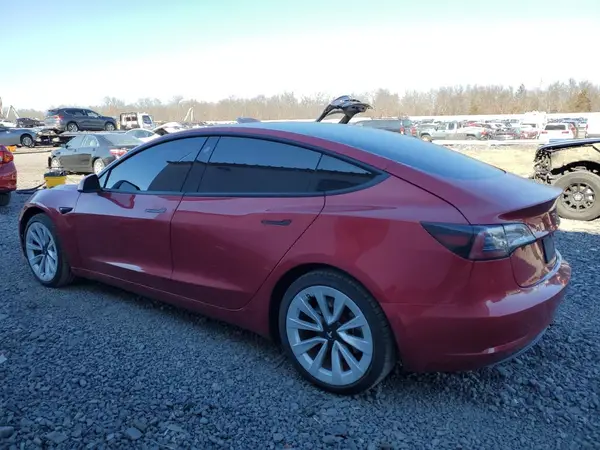 5YJ3E1EB3MF856141 2021 TESLA MODEL 3 - Image 2