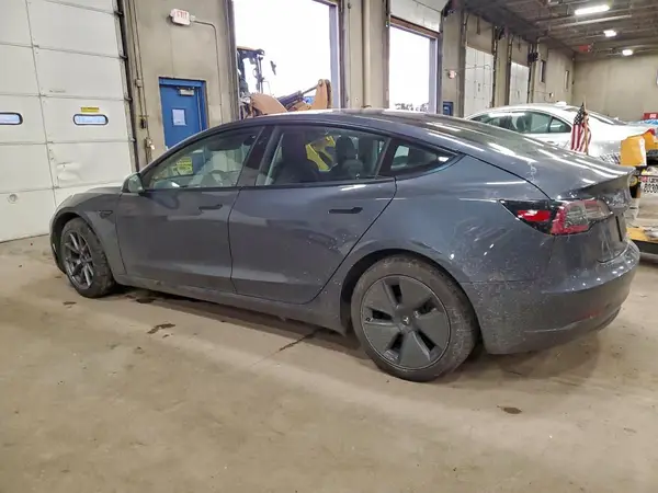 5YJ3E1EB3MF874669 2021 TESLA MODEL 3 - Image 2