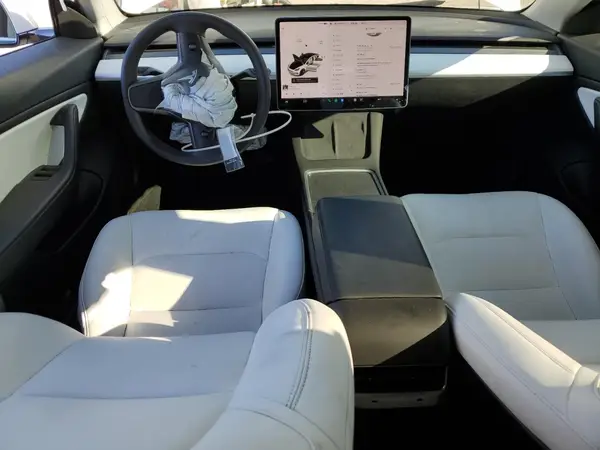 5YJ3E1EB3MF876082 2021 TESLA MODEL 3 - Image 8