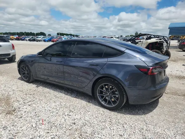 5YJ3E1EB3MF903054 2021 TESLA MODEL 3 - Image 2
