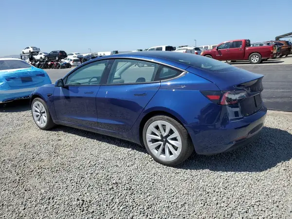 5YJ3E1EB3MF916144 2021 TESLA MODEL 3 - Image 2