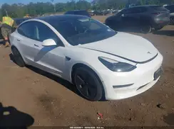 5YJ3E1EB3MF924793 2021 TESLA MODEL 3