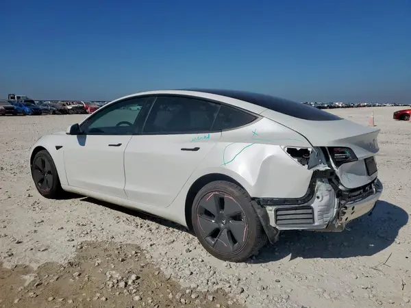 5YJ3E1EB3MF936989 2021 TESLA MODEL 3 - Image 2