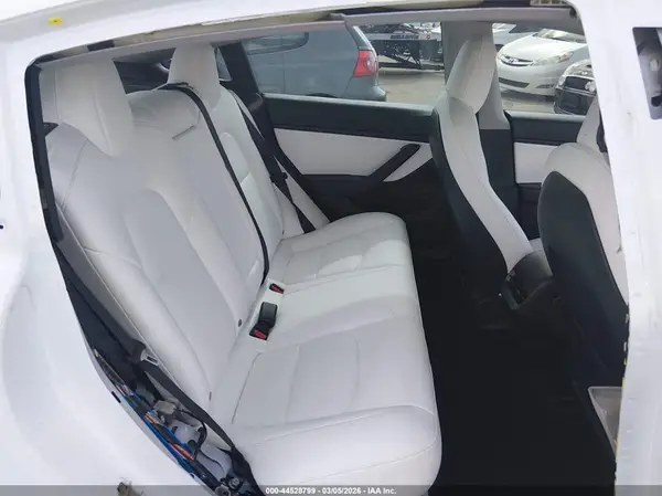 5YJ3E1EB3MF936992 2021 TESLA MODEL 3 - Image 8