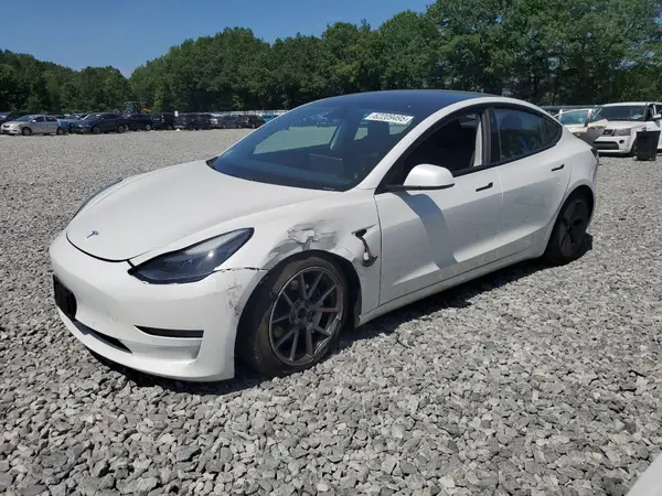 5YJ3E1EB3MF960886 2021 TESLA MODEL 3 - Image 1