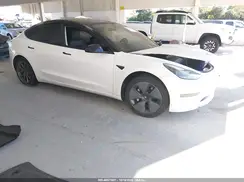 5YJ3E1EB3MF979129 2021 TESLA MODEL 3