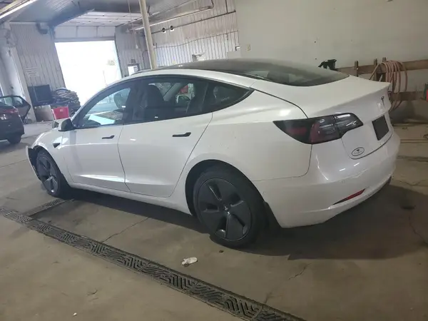 5YJ3E1EB3MF979924 2021 TESLA MODEL 3 - Image 2