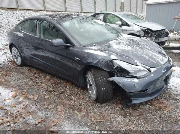 5YJ3E1EB3MF980295 2021 TESLA MODEL 3 - Image 1