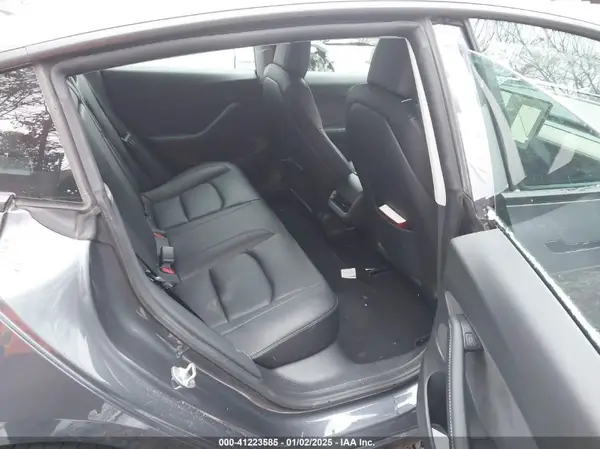 5YJ3E1EB3MF980295 2021 TESLA MODEL 3 - Image 8