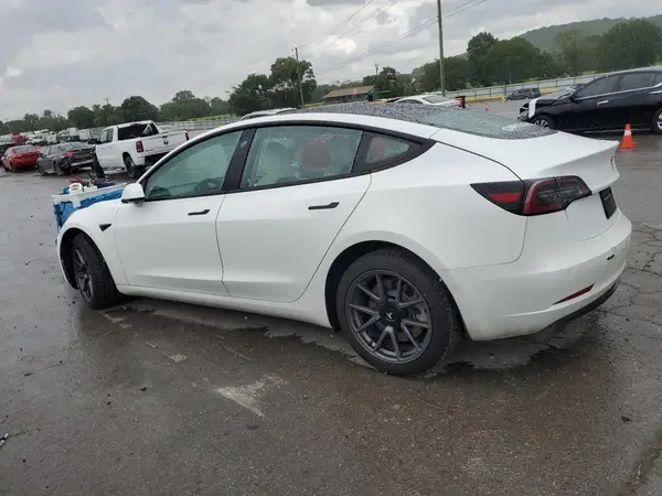 5YJ3E1EB3MF999882 2021 TESLA MODEL 3 - Image 2