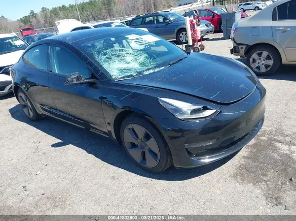 5YJ3E1EB3NF104313 2022 TESLA MODEL 3 - Image 1
