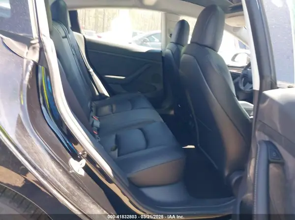 5YJ3E1EB3NF104313 2022 TESLA MODEL 3 - Image 8