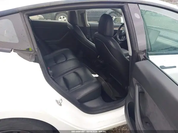 5YJ3E1EB3NF104540 2022 TESLA MODEL 3 - Image 8