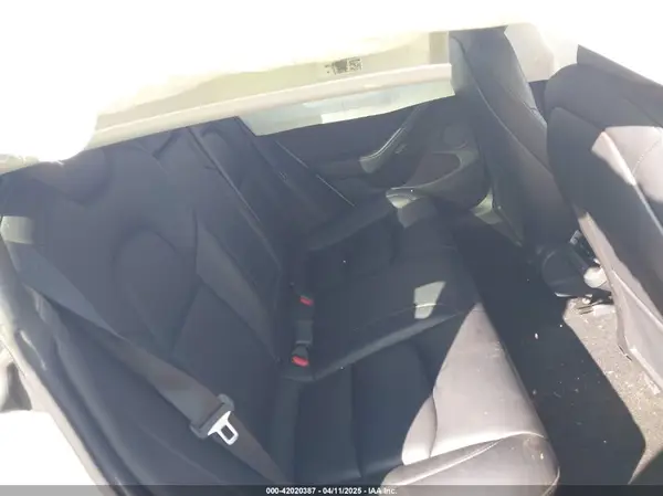 5YJ3E1EB3NF105770 2022 TESLA MODEL 3 - Image 8