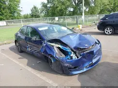 5YJ3E1EB3NF118700 2022 TESLA MODEL 3