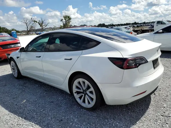 5YJ3E1EB3NF119653 2022 TESLA MODEL 3 - Image 2