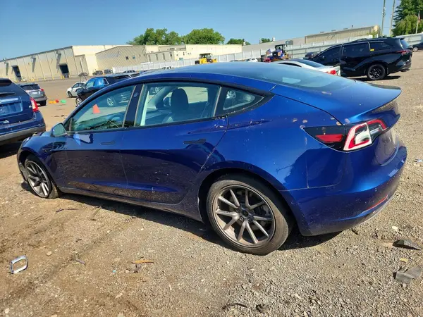 5YJ3E1EB3NF119829 2022 TESLA MODEL 3 - Image 2