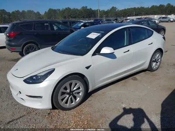 5YJ3E1EB3NF127347 2022 TESLA MODEL 3 - Image 2