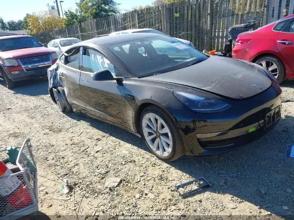 5YJ3E1EB3NF129759 2022 TESLA MODEL 3 - Image 1