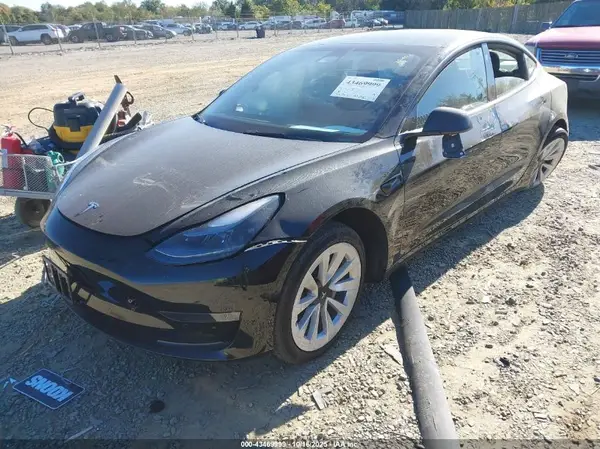 5YJ3E1EB3NF129759 2022 TESLA MODEL 3 - Image 2