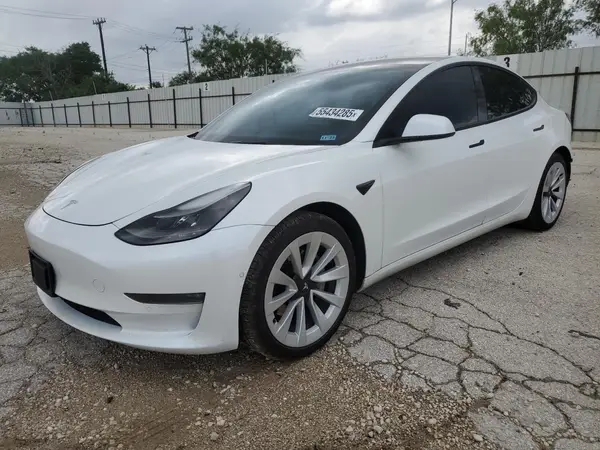 5YJ3E1EB3NF131334 2022 TESLA MODEL 3 - Image 1