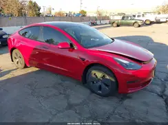 5YJ3E1EB3NF132564 2022 TESLA MODEL 3