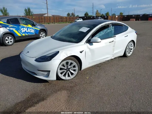 5YJ3E1EB3NF13274 2022 TESLA MODEL 3 - Image 2