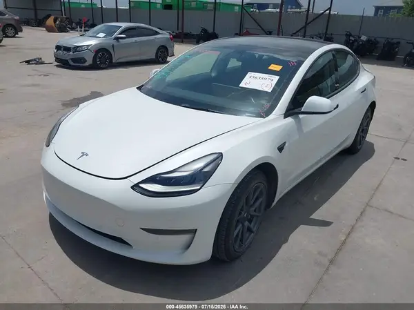 5YJ3E1EB3NF134668 2022 TESLA MODEL 3 - Image 2