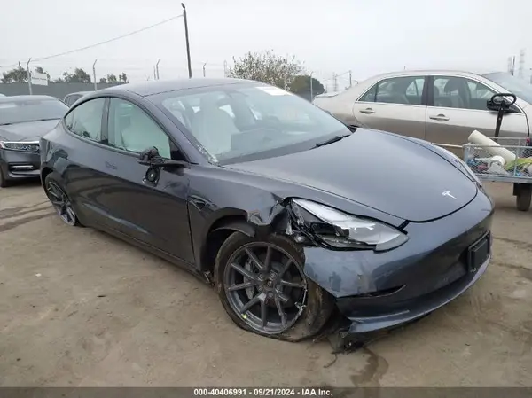 5YJ3E1EB3NF135447 2022 TESLA MODEL 3 - Image 1