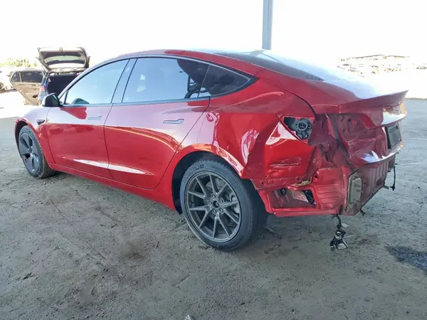 5YJ3E1EB3NF136064 2022 TESLA MODEL 3 - Image 2