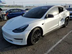 5YJ3E1EB3NF136114 2022 TESLA MODEL 3