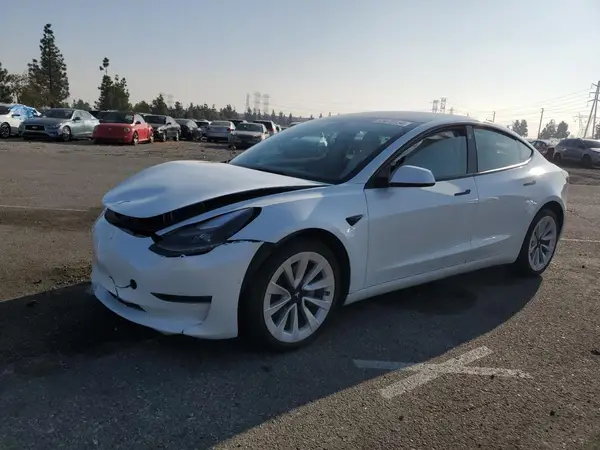 5YJ3E1EB3NF152684 2022 TESLA MODEL 3 - Image 1