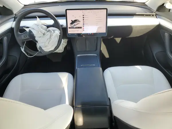 5YJ3E1EB3NF152684 2022 TESLA MODEL 3 - Image 8