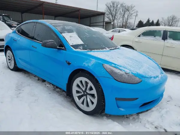 5YJ3E1EB3NF154564 2022 TESLA MODEL 3 - Image 1