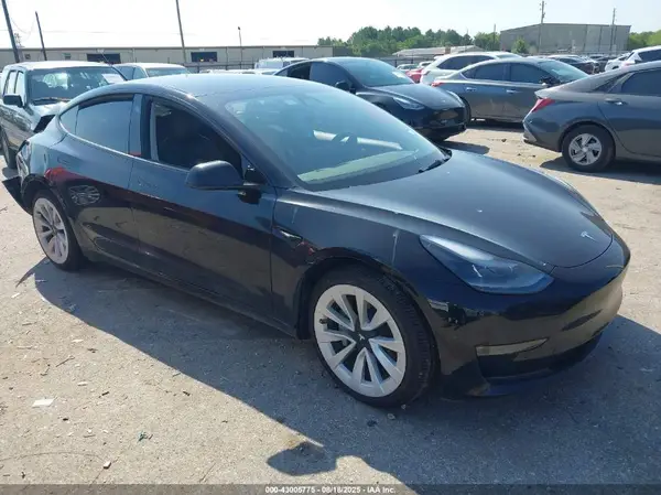 5YJ3E1EB3NF163930 2022 TESLA MODEL 3 - Image 1