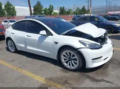 5YJ3E1EB3NF166570 2022 TESLA MODEL 3