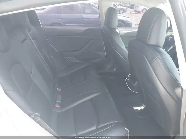 5YJ3E1EB3NF166570 2022 TESLA MODEL 3 - Image 8