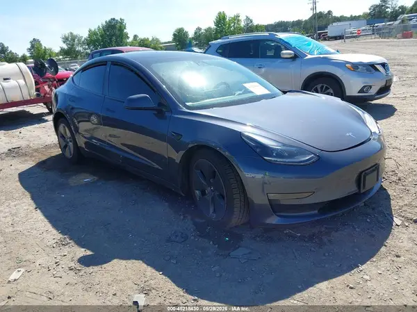 5YJ3E1EB3NF168903 2022 TESLA MODEL 3 - Image 1