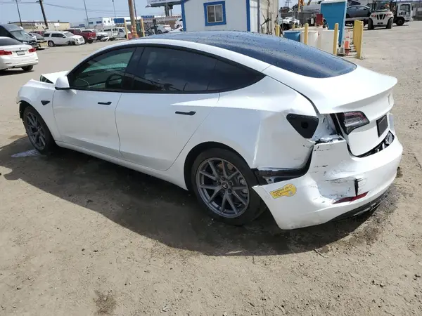 5YJ3E1EB3NF174314 2022 TESLA MODEL 3 - Image 2