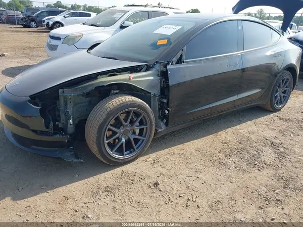 5YJ3E1EB3NF174376 2022 TESLA MODEL 3 - Image 2