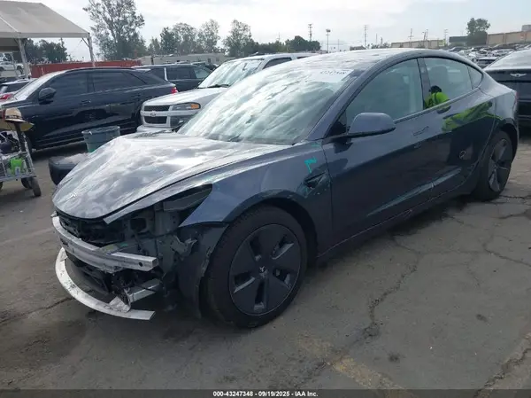 5YJ3E1EB3NF175379 2022 TESLA MODEL 3 - Image 2