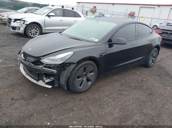 5YJ3E1EB3NF178606 2022 TESLA MODEL 3 - Image 2