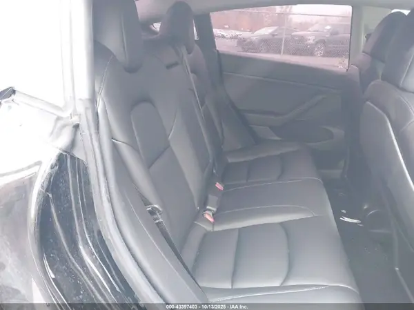 5YJ3E1EB3NF178606 2022 TESLA MODEL 3 - Image 8