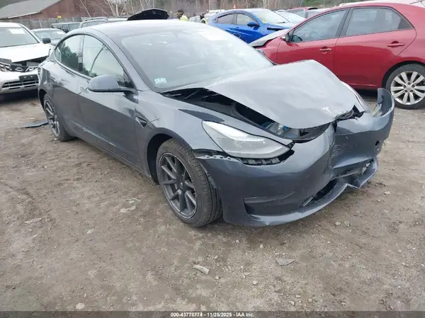5YJ3E1EB3NF179691 2022 TESLA MODEL 3 - Image 1