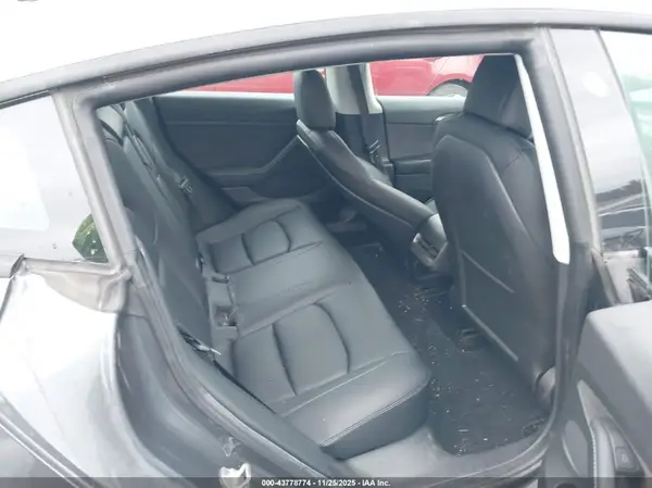 5YJ3E1EB3NF179691 2022 TESLA MODEL 3 - Image 8