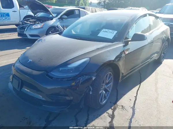 5YJ3E1EB3NF185040 2022 TESLA MODEL 3 - Image 2